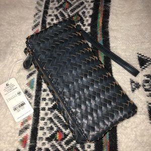NWT Urban Expressions wristlet
